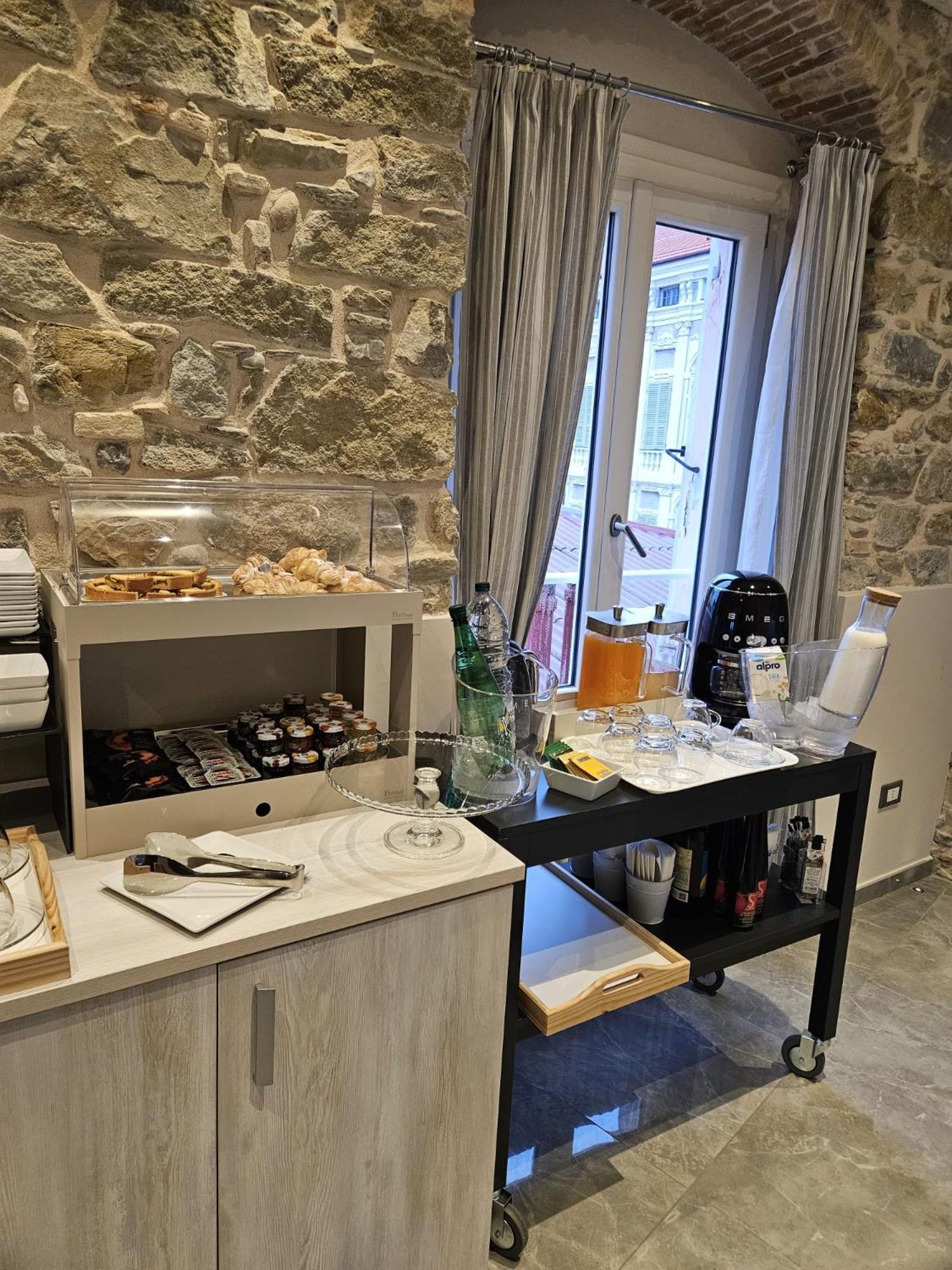 Prima Fila Premium Guest House San Remo Buitenkant foto